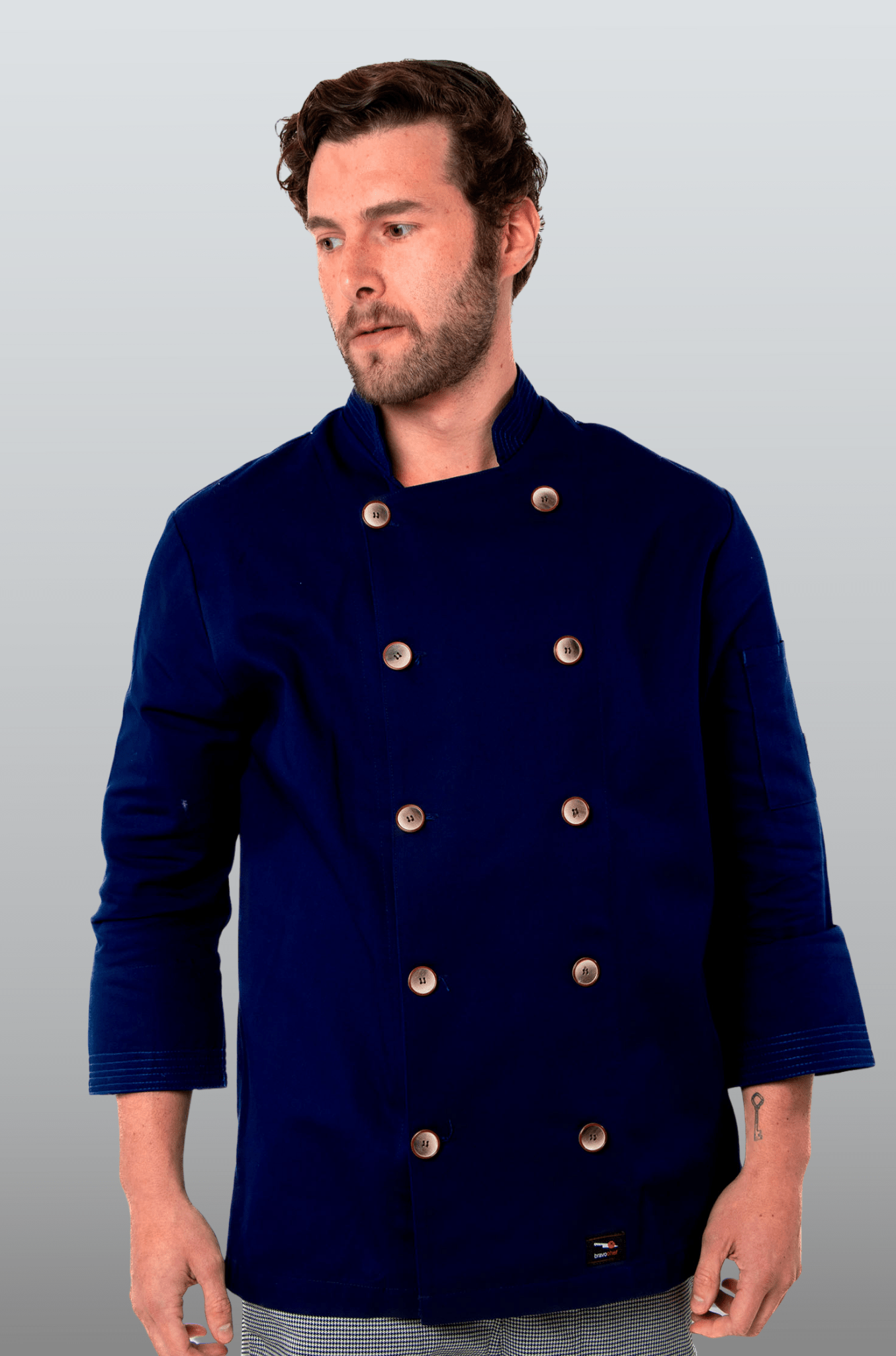 FILIPINA EJECUTIVA CHEF CORTE REGULAR LYON HOMBRE