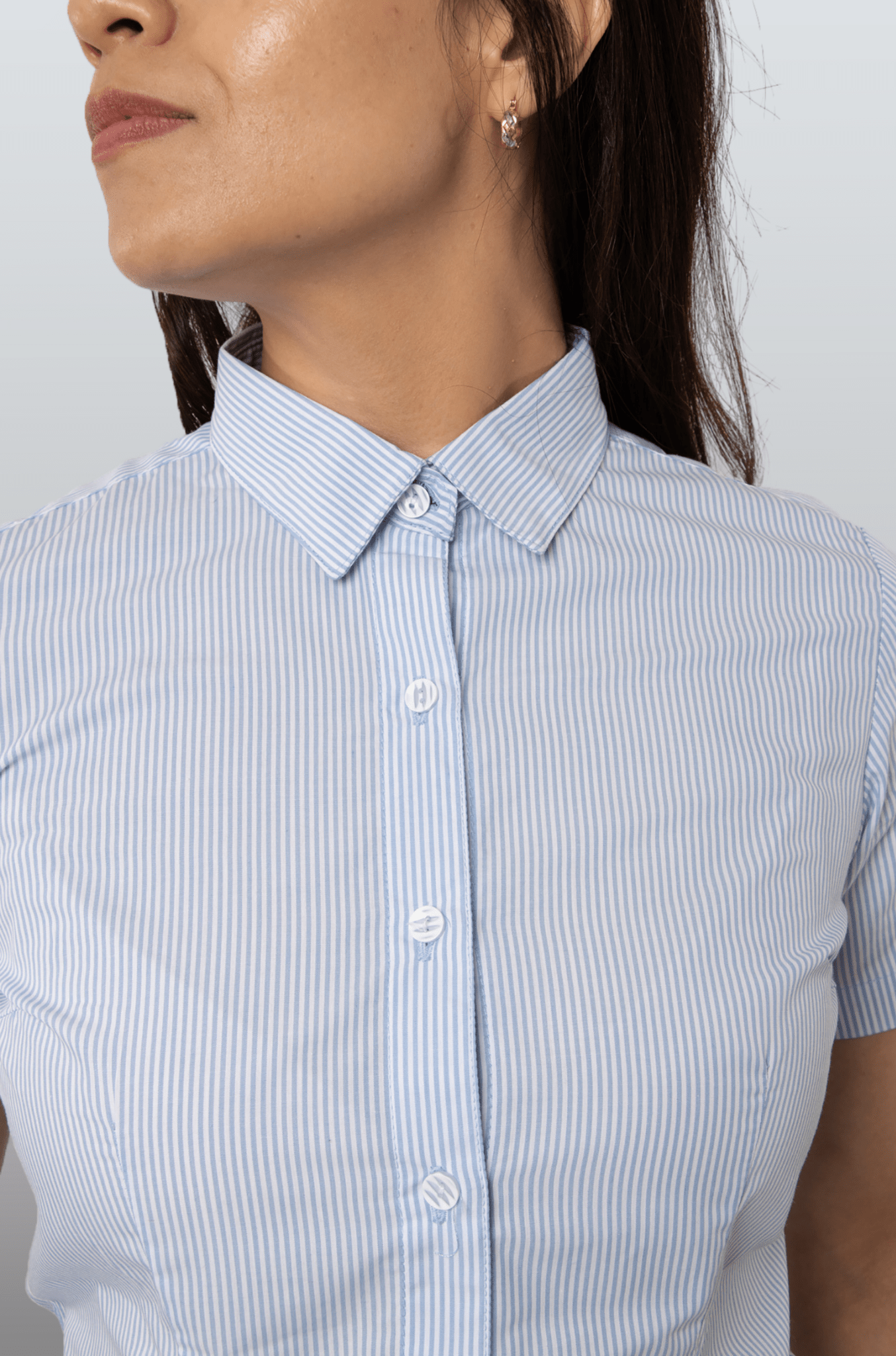 CAMISA SLIM FIT MANGA CORTA MÚNICH MUJER #Color_Blanco / Azul