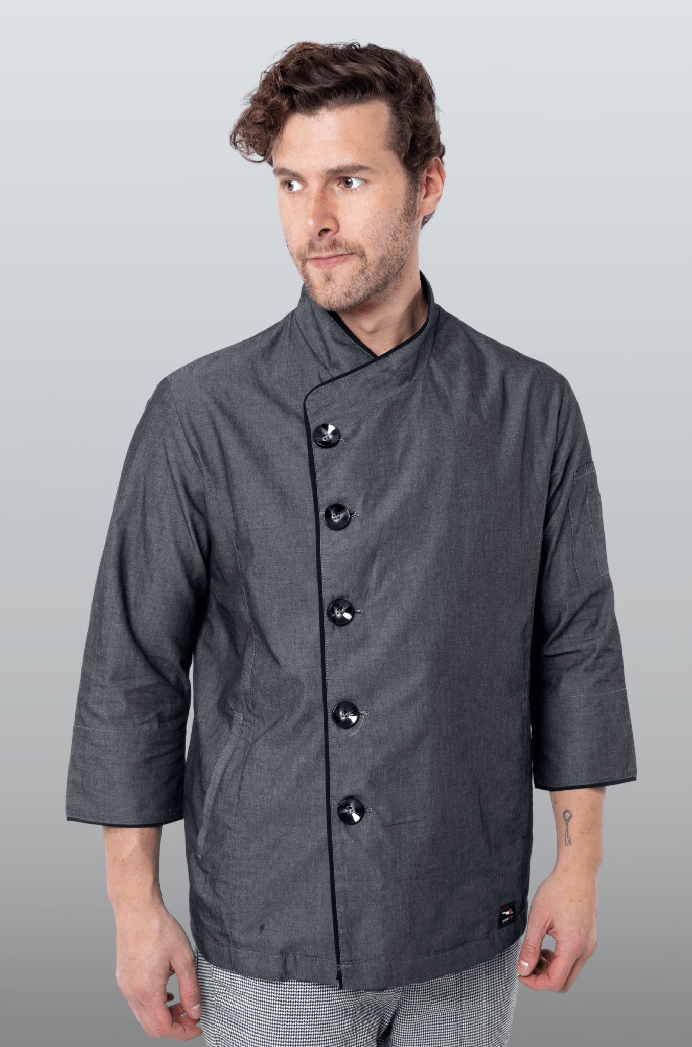 FILIPINA EJECUTIVA CHEF PEKIN HOMBRE #Color_Gris