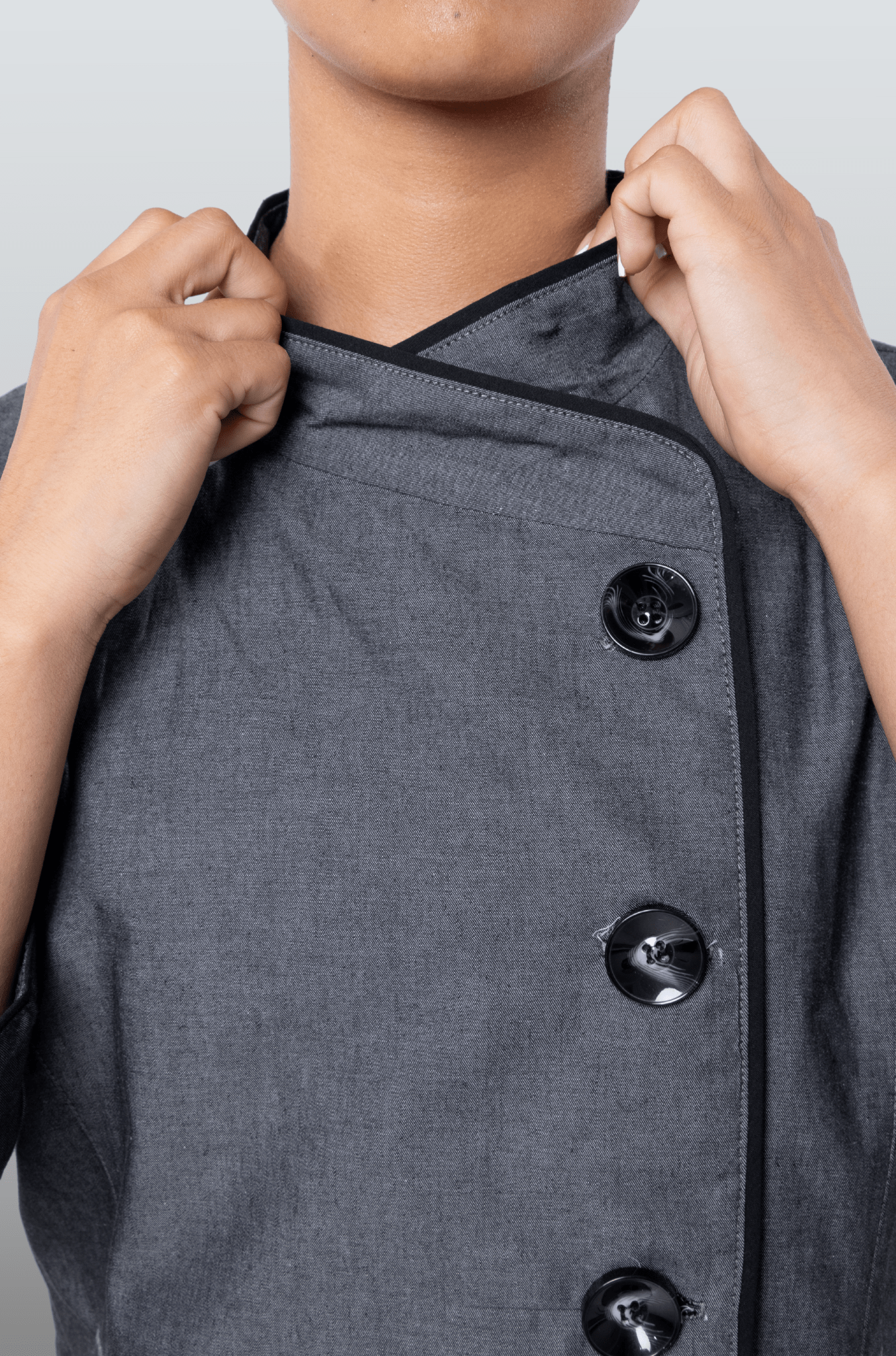 FILIPINA EJECUTIVA CHEF PEKIN MUJER #Color_Gris