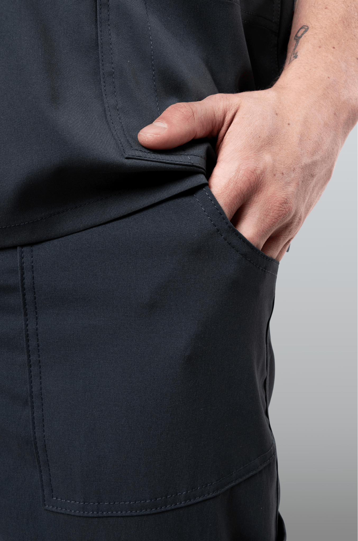 PANTALÓN MÉDICO JOGGER PARA SCRUB ATENAS HOMBRE #Color_Gris