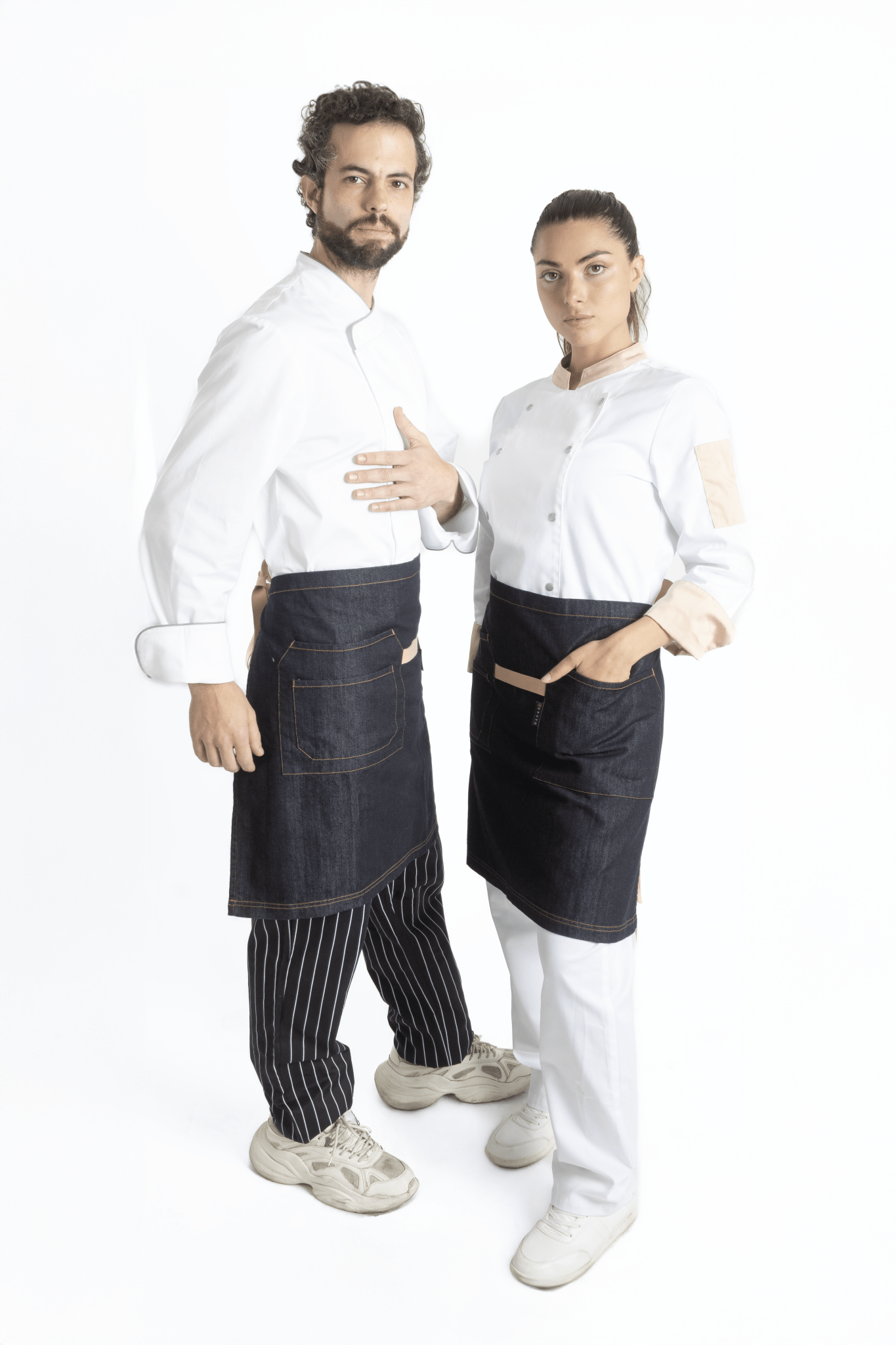 MEDIO MANDIL PARA MESERO OVIEDO UNISEX