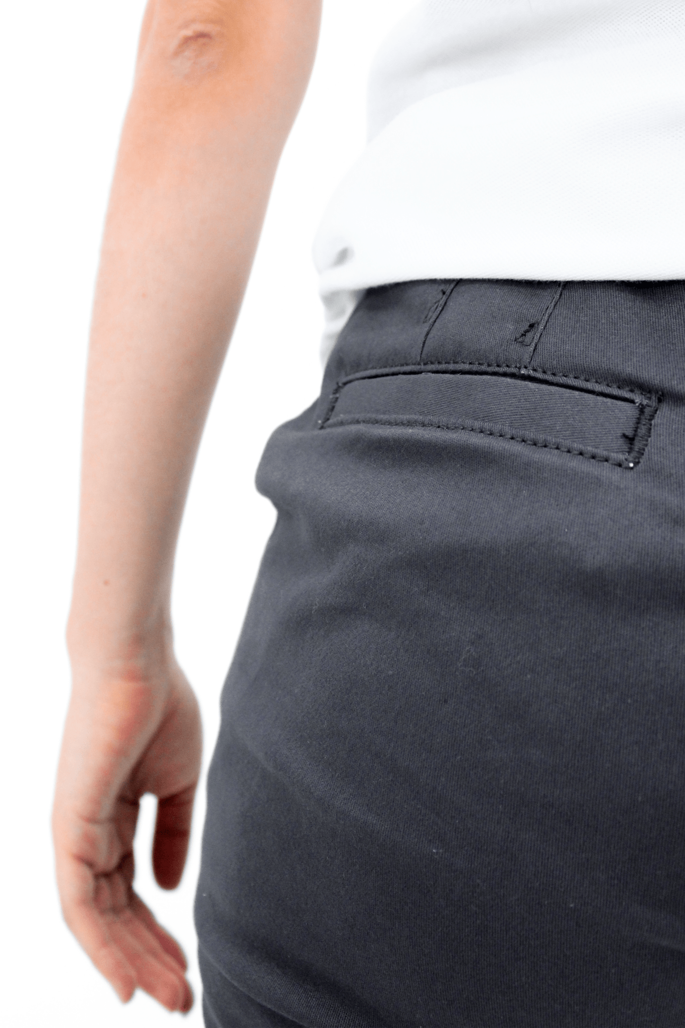 BERMUDA CASUAL DE GABARDINA ATLANTA MUJER #Color_Gris