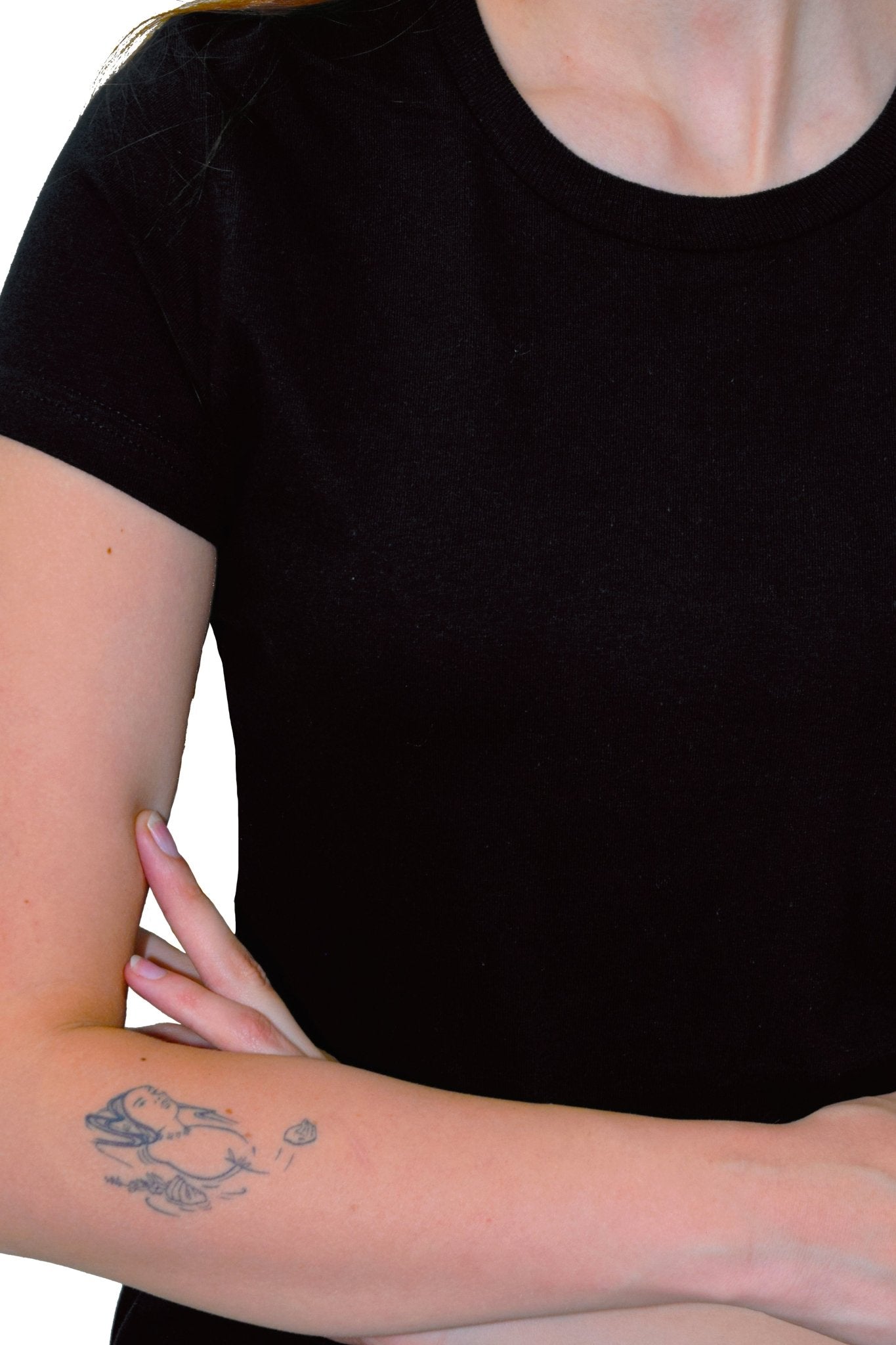 PLAYERA CUELLO REDONDO MALIBÚ MUJER #Color_Negro