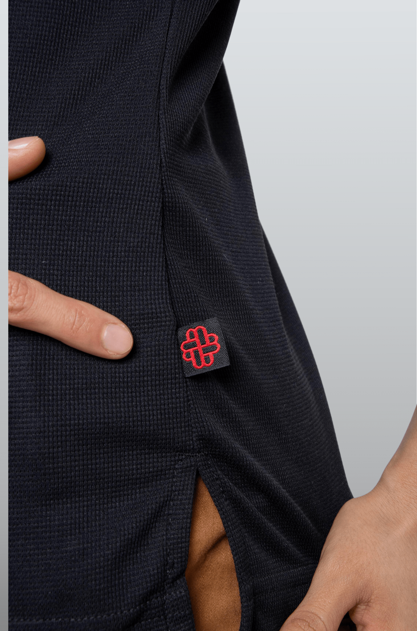 PLAYERA TIPO POLO DRY FIT PAMPLONA MUJER SUSTENTABLE #Color_Negro