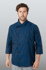 FILIPINA EJECUTIVA CHEF PEKIN HOMBRE