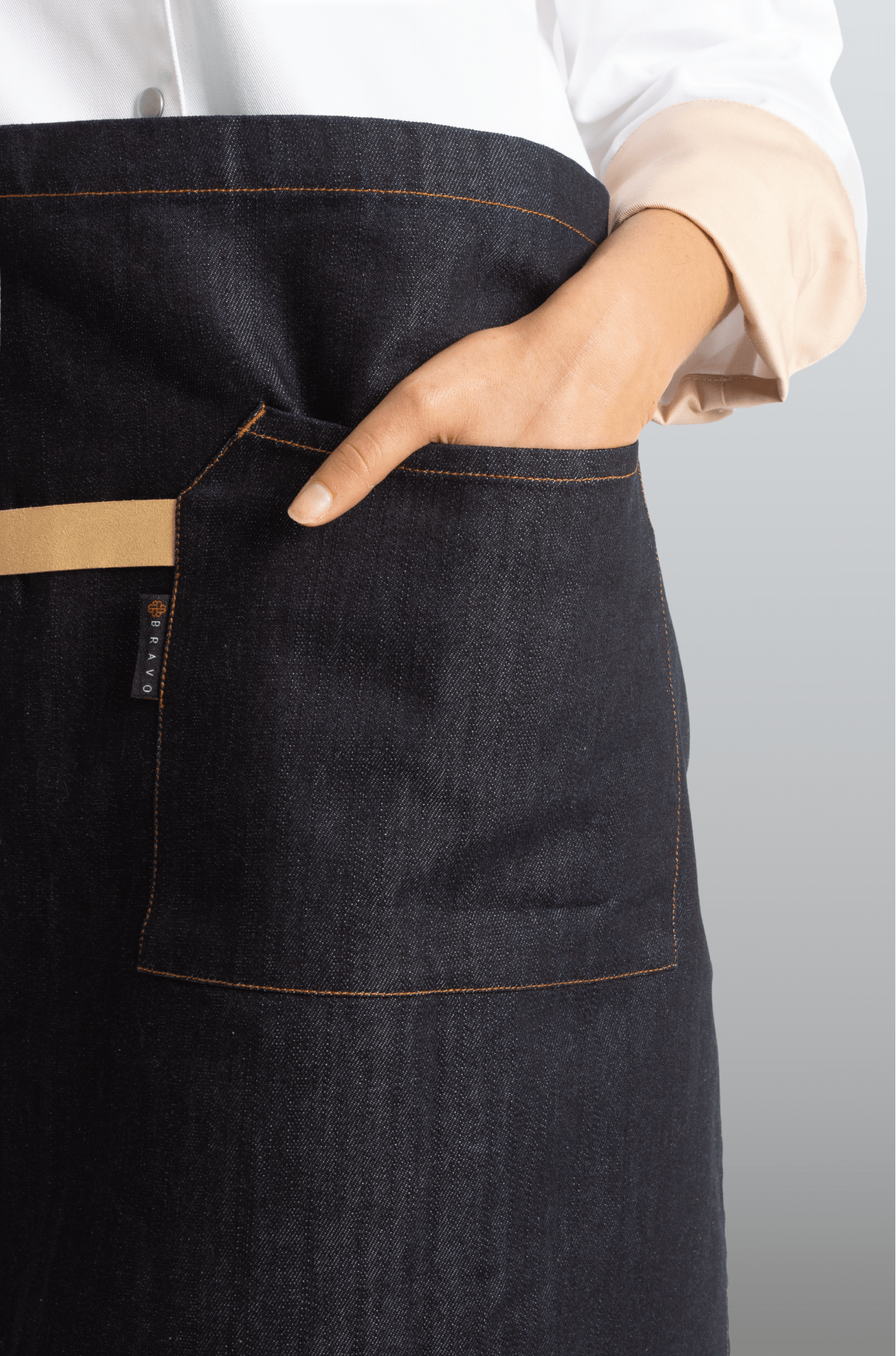 MEDIO MANDIL PARA MESERO OVIEDO UNISEX