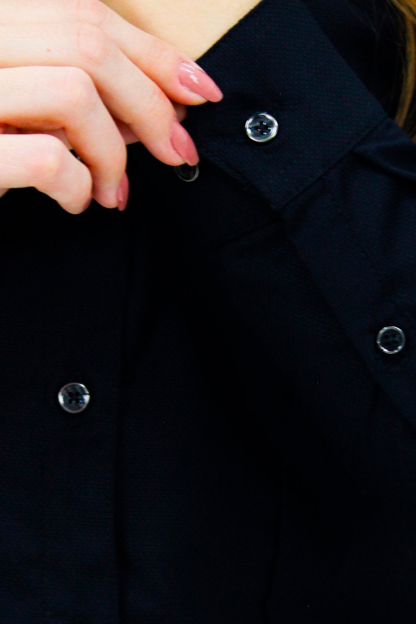 CAMISA FORMAL SLIM FIT MANGA LARGA DERBY MUJER #Color_Negro